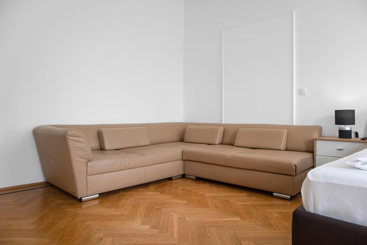 Superb 7Br Shared Apartment- Near Hauptbahnhof Viyana Dış mekan fotoğraf